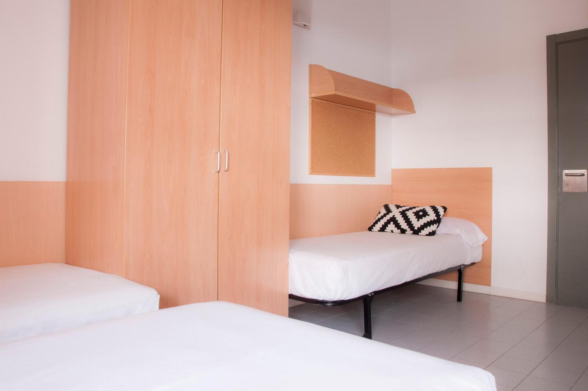 Residencia Resa Tomas Alfaro Fournier * Vitoria-Gasteiz