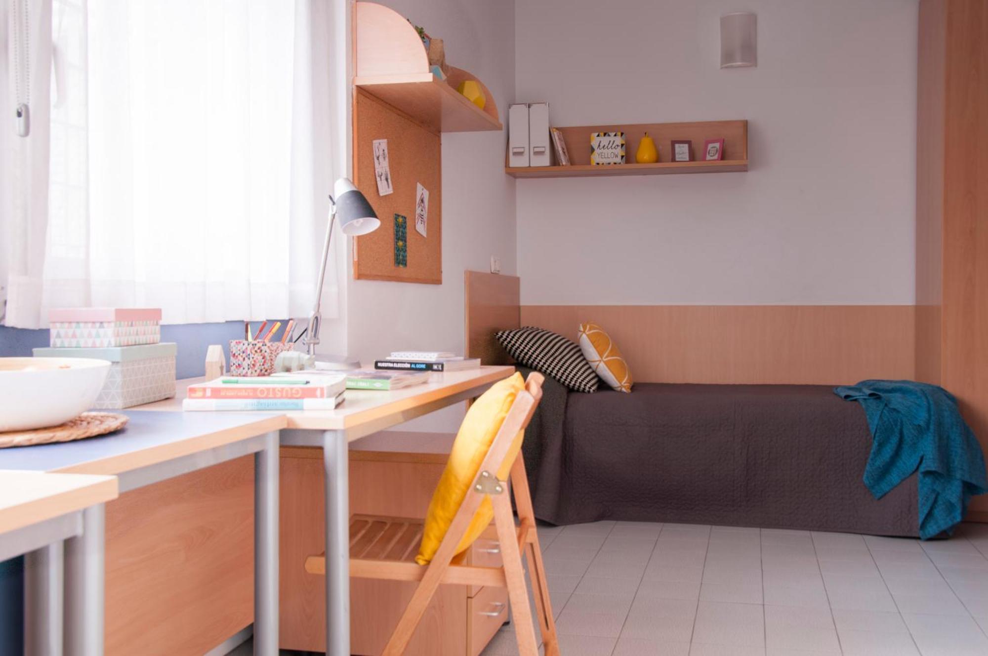 Residencia Resa Tomas Alfaro Fournier Appartement *